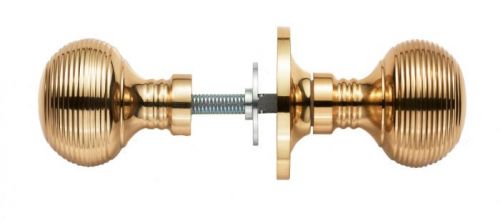 Click Here To Enlarge This Photo Of M1001R - Carlisle Brass Manital Queen Anne Rim Knob Set Polished Brass
