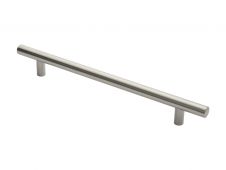 PCT1450SSS - Carlisle Brass Eurospec 625mm (o/a) x 450mm (c/c) x 30mm (dia) Straight Pull Handle (G316) Satin Stainless Steel