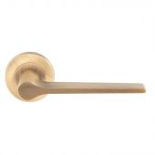 EUL020AB - Carlisle Brass 'Velino' Lever on Round Rose Antique Brass