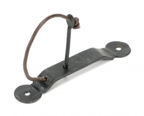 Click Here To Enlarge This Photo Of 45600 From The Anvil External Beeswax Locking Penny End Screw on Staple