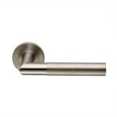 SWL1169SSS - Carlisle Brass Eurospec 'Crown' Knurled Designer Lever on Round Rose (G304) Satin Stainless Steel