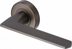 PYD3535-MB Heritage Brass Door Handle Lever Latch on Round Rose Pyramid Design Matt Bronze Finish