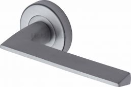 PYD3535-SC Heritage Brass Door Handle Lever Latch on Round Rose Pyramid Design Satin Chrome Finish