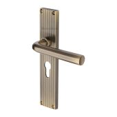 RR3748-AT Heritage Brass Octave Reeded Backplate Europrofile Antique Brass finish