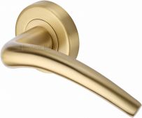 V1121-SB Heritage Brass Door Handle Lever Latch on Round Rose Wing Design Satin Brass Finish