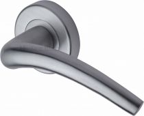 V1121-SC Heritage Brass Door Handle Lever Latch on Round Rose Wing Design Satin Chrome Finish