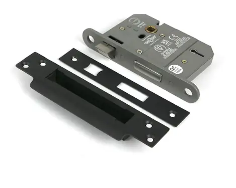 Click Here To Enlarge This Photo Of 51371 From the Anvil Aged Bronze 3" 5 Lever British Standard Sashlock (Keyed Alike)
