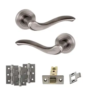 Atlantic - OE178 Old English Warwick Door Handle on Rose Pack - Matt Gun Metal