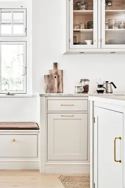 Click Here To Enlarge This Photo Of Furnipart 'Lounge' Cabinet Pull L174mm / C160mm - Untreated Polished Brass (240330160-15)