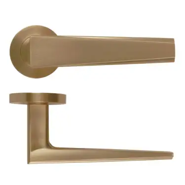 Click Here To Enlarge This Photo Of RM150AB - Zoo Hardware Rosso Maniglie 'Veloce' Lever on Round Rose - Antique Brass Finish