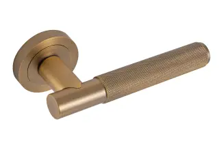 Eclipse 62237 Matt Antique Brass Knurled Lever on Round Rose Set &lpar;Freestyle Range&rpar;