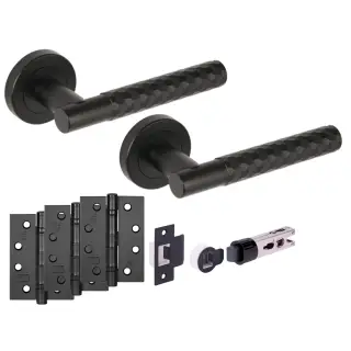 H2883BM - Hunta 'Roca' Diamond Cut Matt Black Passage Bullet Latch Doorpack with 4" Fire Door Ball Bearing Hinges &lpar;57mm Backset&rpar;