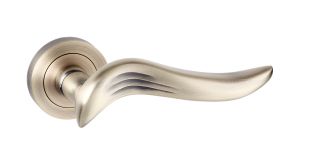 Atlantic - OE144MAB Old English 'Oxford' Lever on Round Rose - Matt Antique Brass