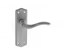 Atlantic - OE178LMBN Old English 'Warwick' Latch Levers on Backplate - Matt Gun Metal
