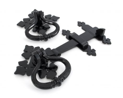 Click Here To Enlarge This Photo Of 33819 From The Anvil Black Shakespeare Latch Set