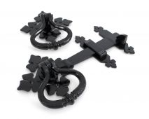 33819 From The Anvil Black Shakespeare Latch Set